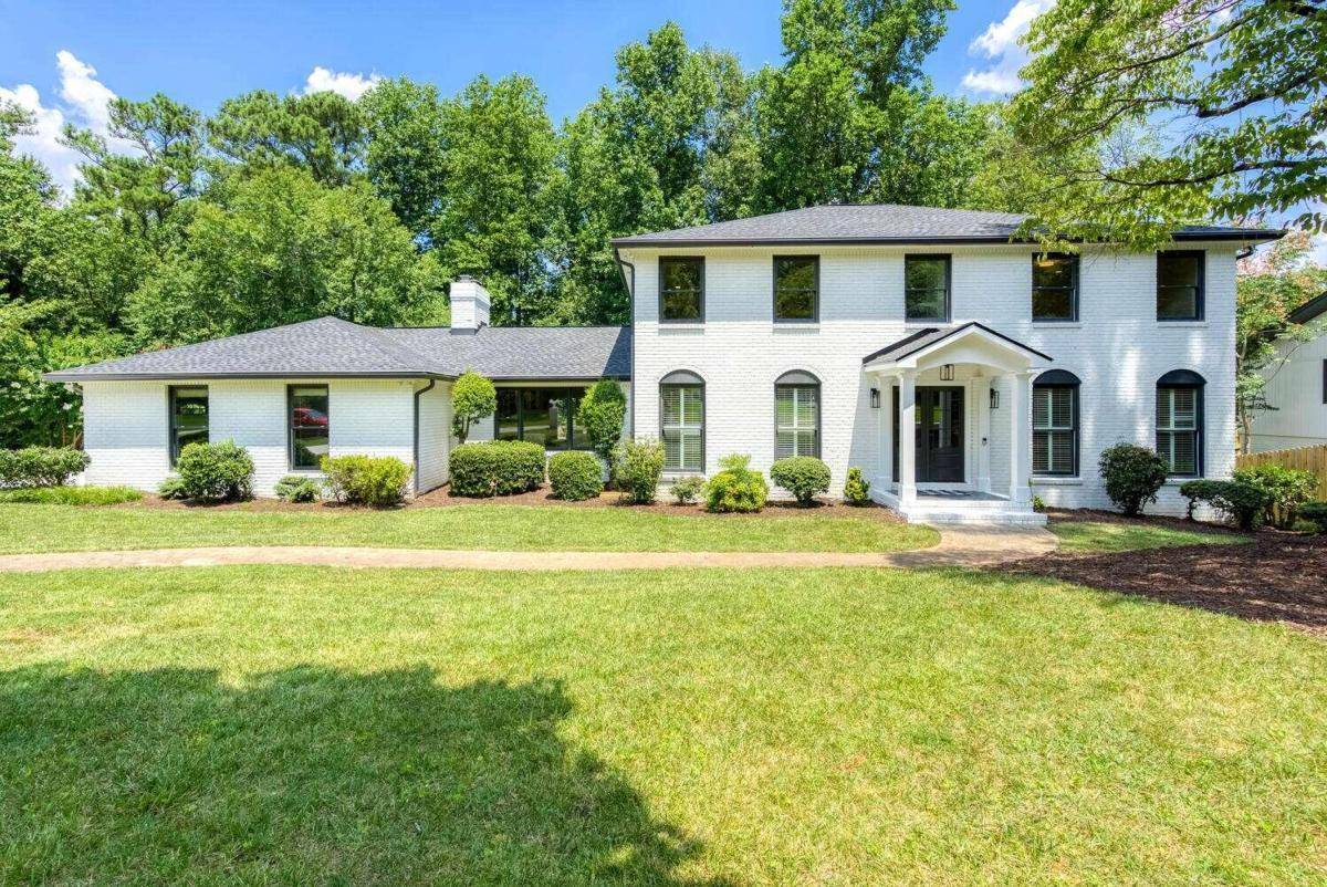5276 Trowbridge DR, Dunwoody, GA 30338