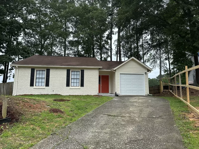 1044 Brandon Hill, Jonesboro, GA 30238