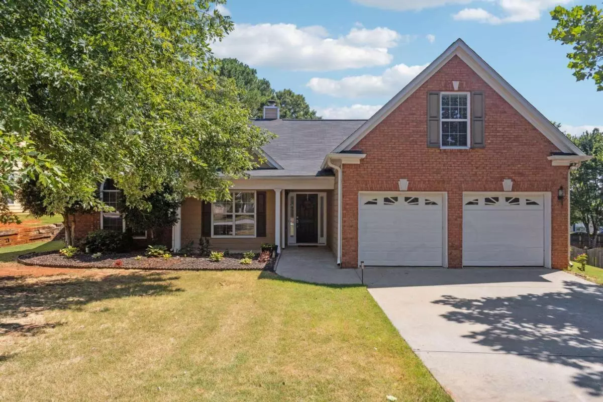 Dacula, GA 30019,881 CHARLES HALL DR