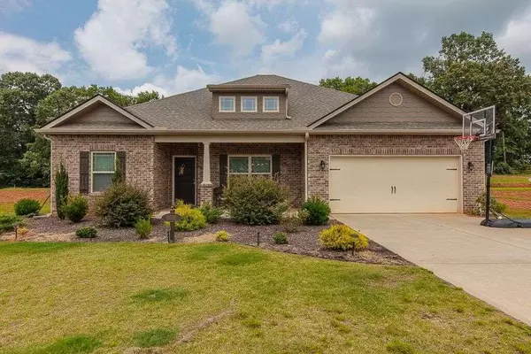 6096 Creekside View, Clermont, GA 30527