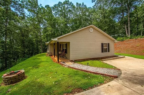 Dahlonega, GA 30533,37 Elliots LN