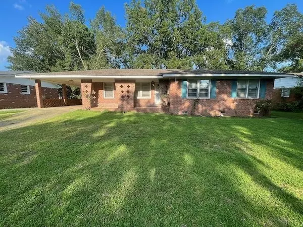 109 Windsor,  Warner Robins,  GA 31088