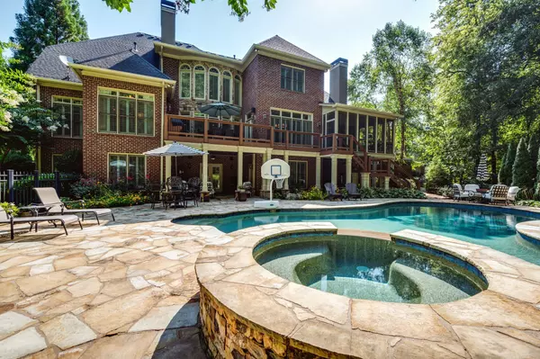 2117 Rocky Falls CT, Kennesaw, GA 30152