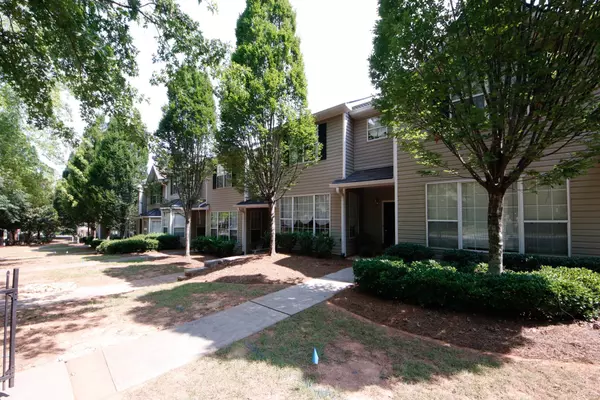 Newnan, GA 30263,313 Smokewood