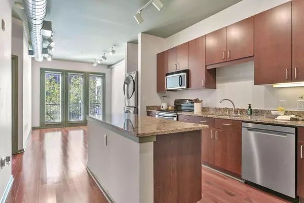 Chamblee, GA 30341,5300 Peachtree RD #1110