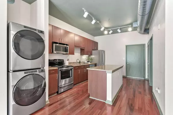 Chamblee, GA 30341,5300 Peachtree RD #1110