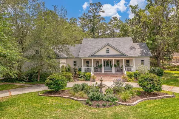 St. Simons, GA 31522,940 Champney