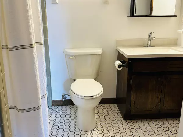 Cornelia, GA 30531,287 Hillandale ST