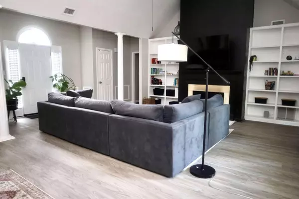 Stone Mountain, GA 30087,752 Stone Breeze LN