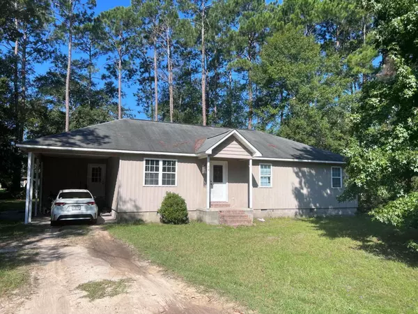 38 Charlton, Hazlehurst, GA 31539