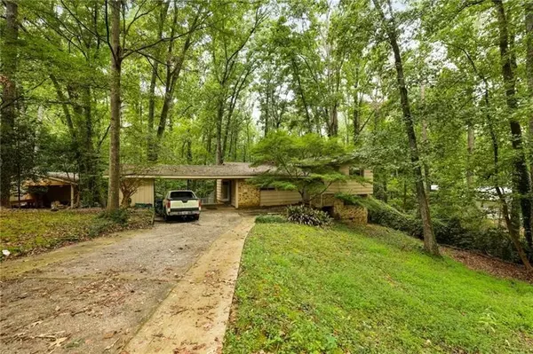 Sandy Springs, GA 30328,6394 Cherry Tree