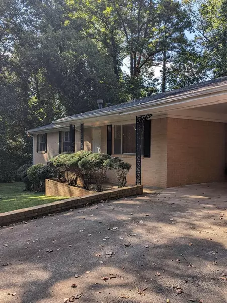 1642 Whippoorwill, Marietta, GA 30008