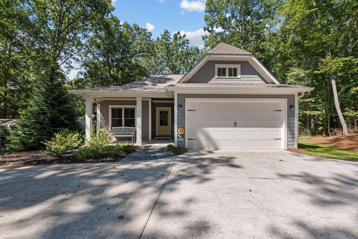 61 Lula Garrett CV, Dawsonville, GA 30534