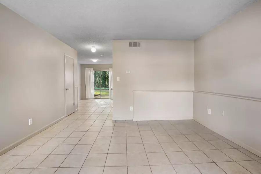 237 Northdale PL, Lawrenceville, GA 30046