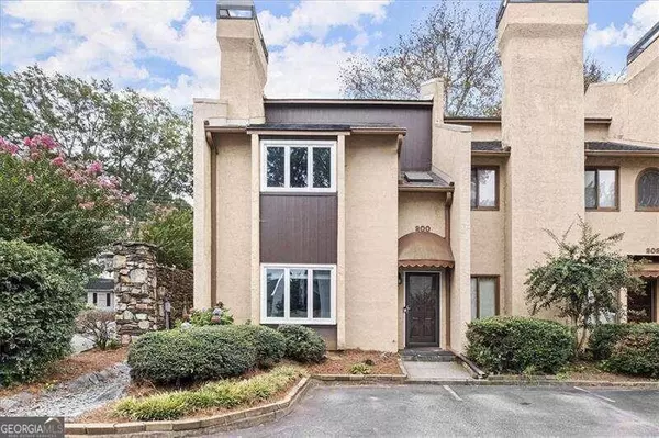 200 Roswell Landings, Roswell, GA 30075