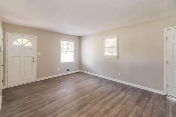 Mcdonough, GA 30253,100 George Lemon DR