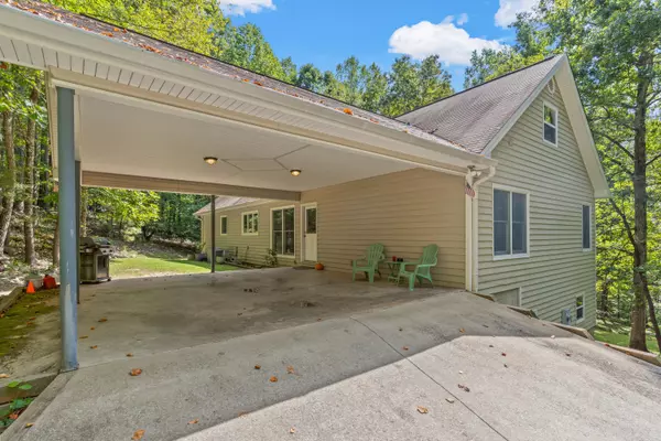 4080 Stonewall Tell RD, Atlanta, GA 30349