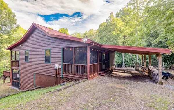 Morganton, GA 30560,271 Rolling Hills