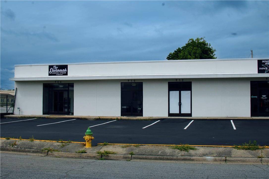 Savannah, GA 31405,906 E 72nd ST