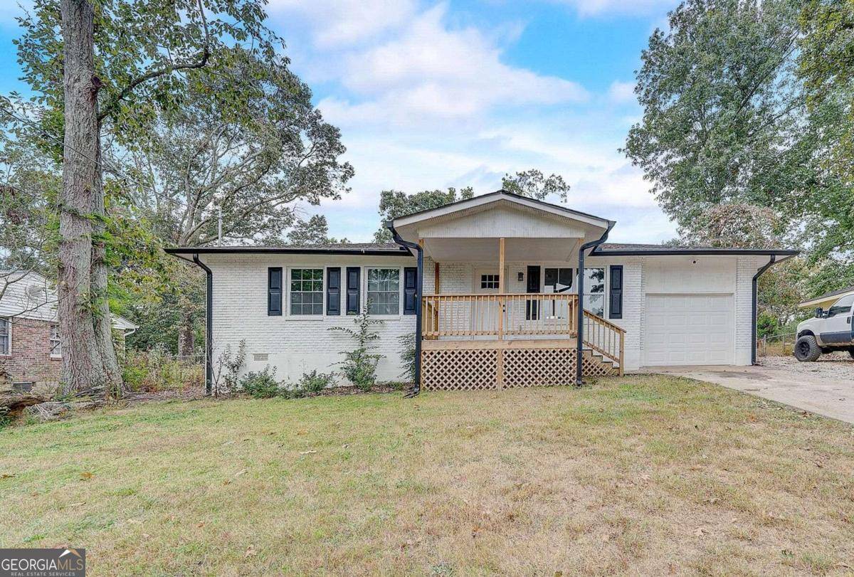 2952 Mustang DR,  Gainesville,  GA 30507