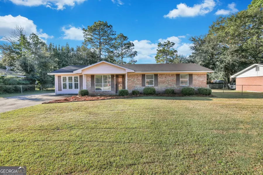 795 Peggy Sue, Hinesville, GA 31313