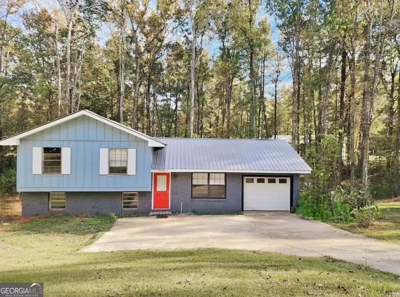 925 Crestwood DR, Roanoke, AL 36274