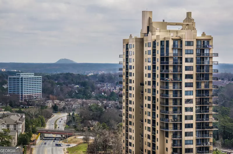 3481 Lakeside, Atlanta, GA 30326