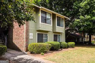 2057 Powers Ferry, Marietta, GA 30067