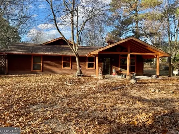 21 Southerland DR, Rock Spring, GA 30739