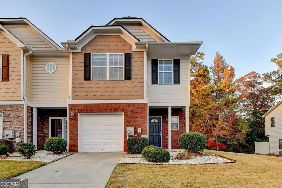 2099 Burns View LN, Lawrenceville, GA 30044