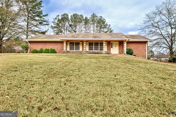 215 Thornton,  Fayetteville,  GA 30214