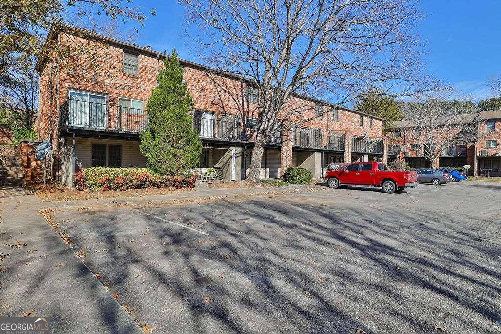 3087 Colonial WAY #I, Atlanta, GA 30341