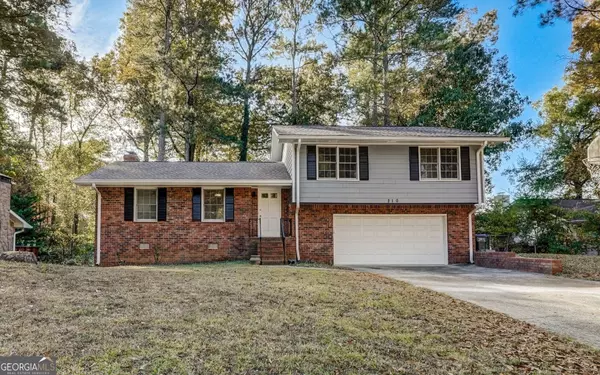 210 Windflower, Roswell, GA 30075