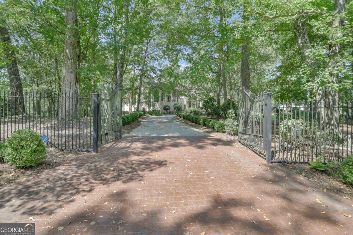 Fayetteville, GA 30214,205 North DR