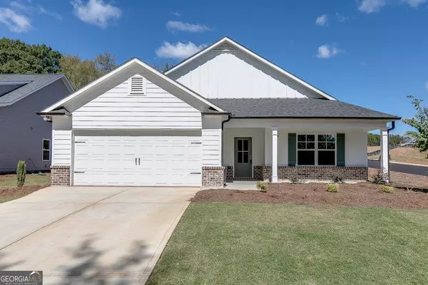 100 Franklin Hills #B4, Carnesville, GA 30521