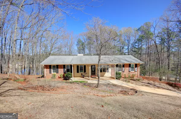 210 Lakeside, Newnan, GA 30263