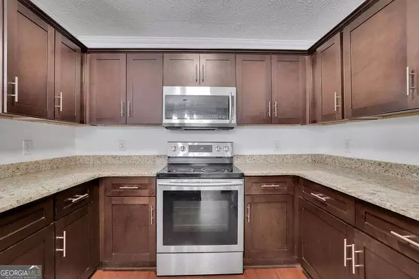 Canton, GA 30114,535 Grays RDG