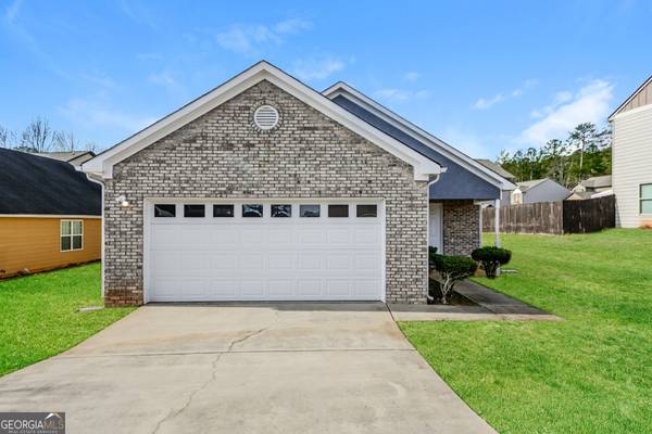 10941 Station, Hampton, GA 30228