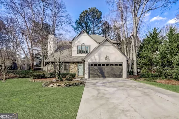 1096 Pine Grove, Alpharetta, GA 30009