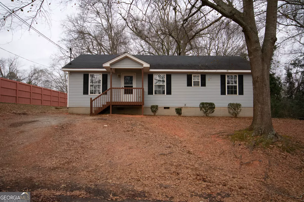 Newnan, GA 30263,52 Reynolds ST