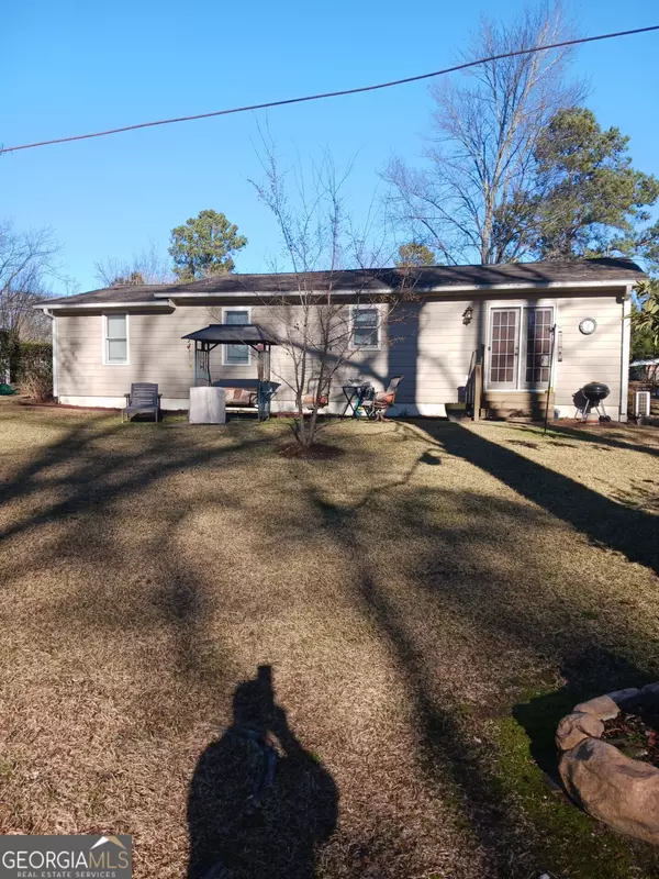 Swainsboro, GA 30401,209 Happiness DR