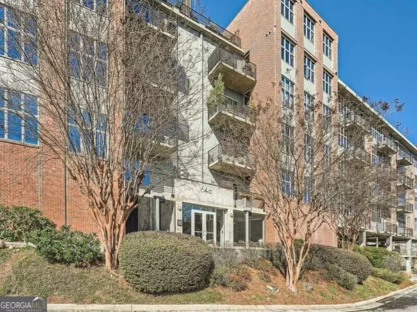 Atlanta, GA 30308,640 Glen Iris