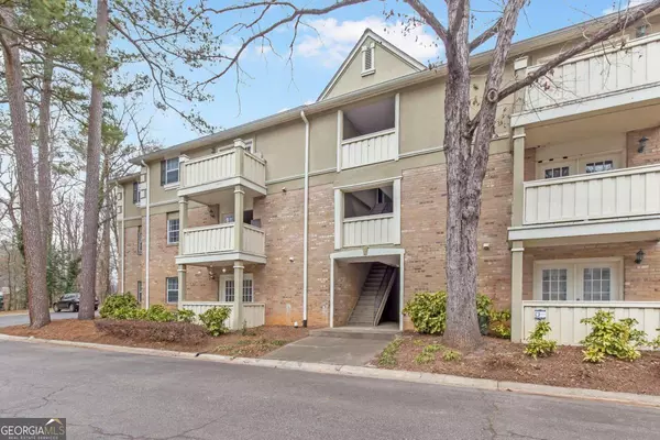 Sandy Springs, GA 30328,6900 Roswell