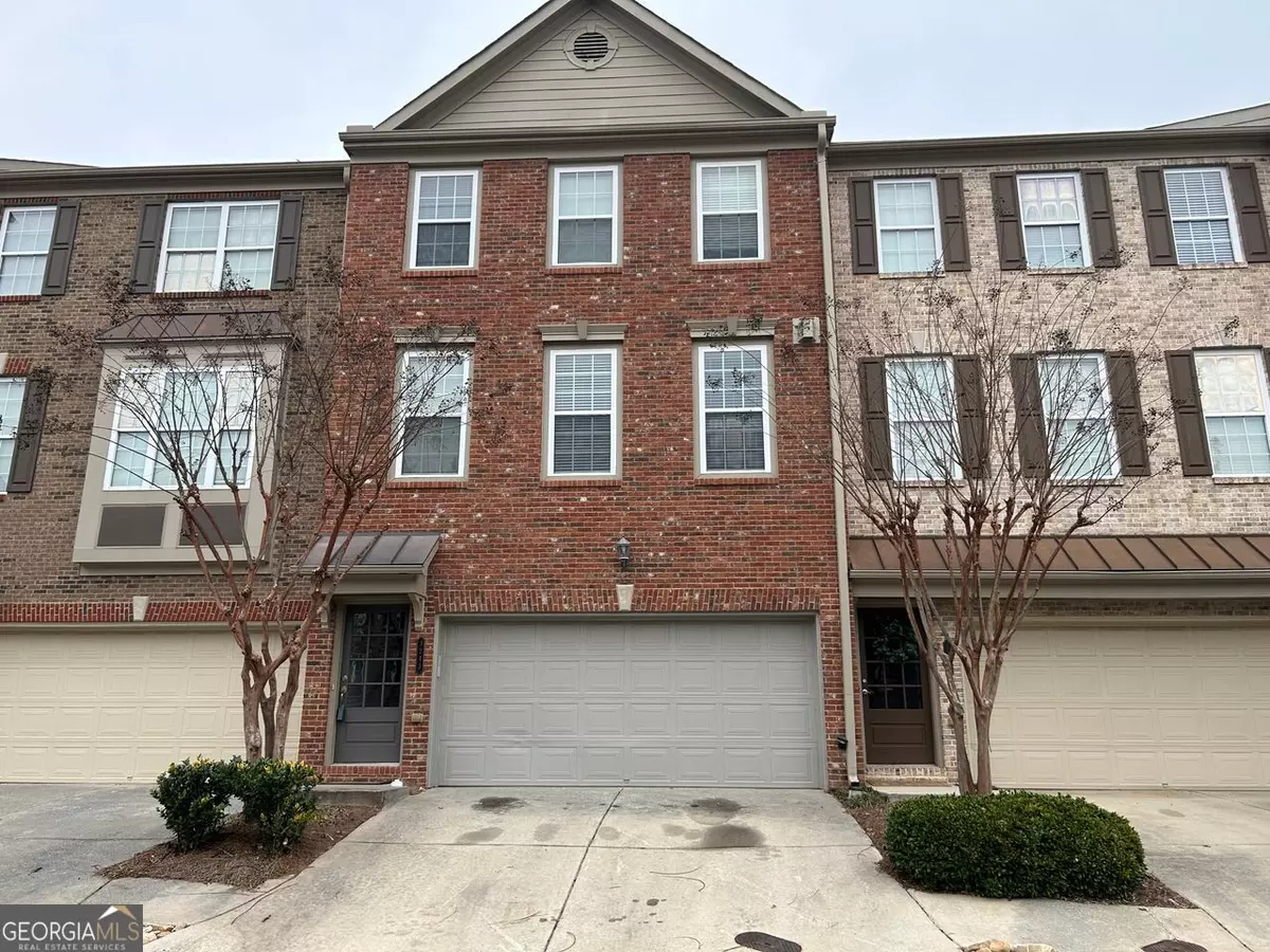 Peachtree Corners, GA 30092,3243 GREENWOOD OAK