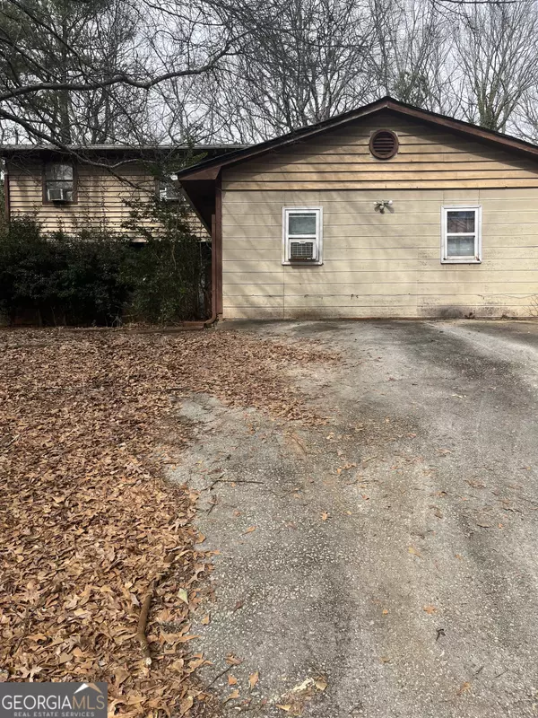 1119 To Lani Farm RD, Stone Mountain, GA 30083