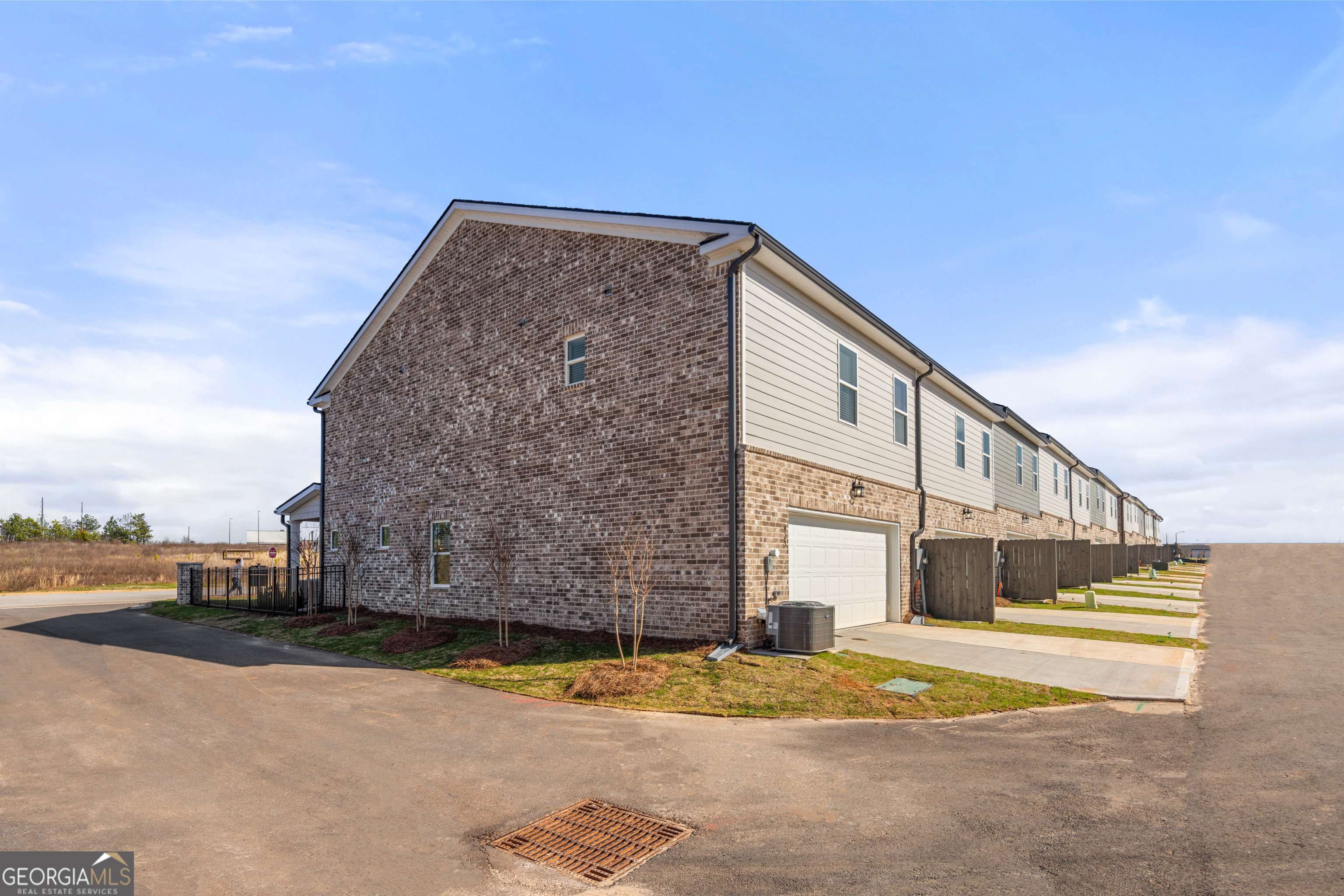 Mcdonough, GA 30253,405 South Point #6