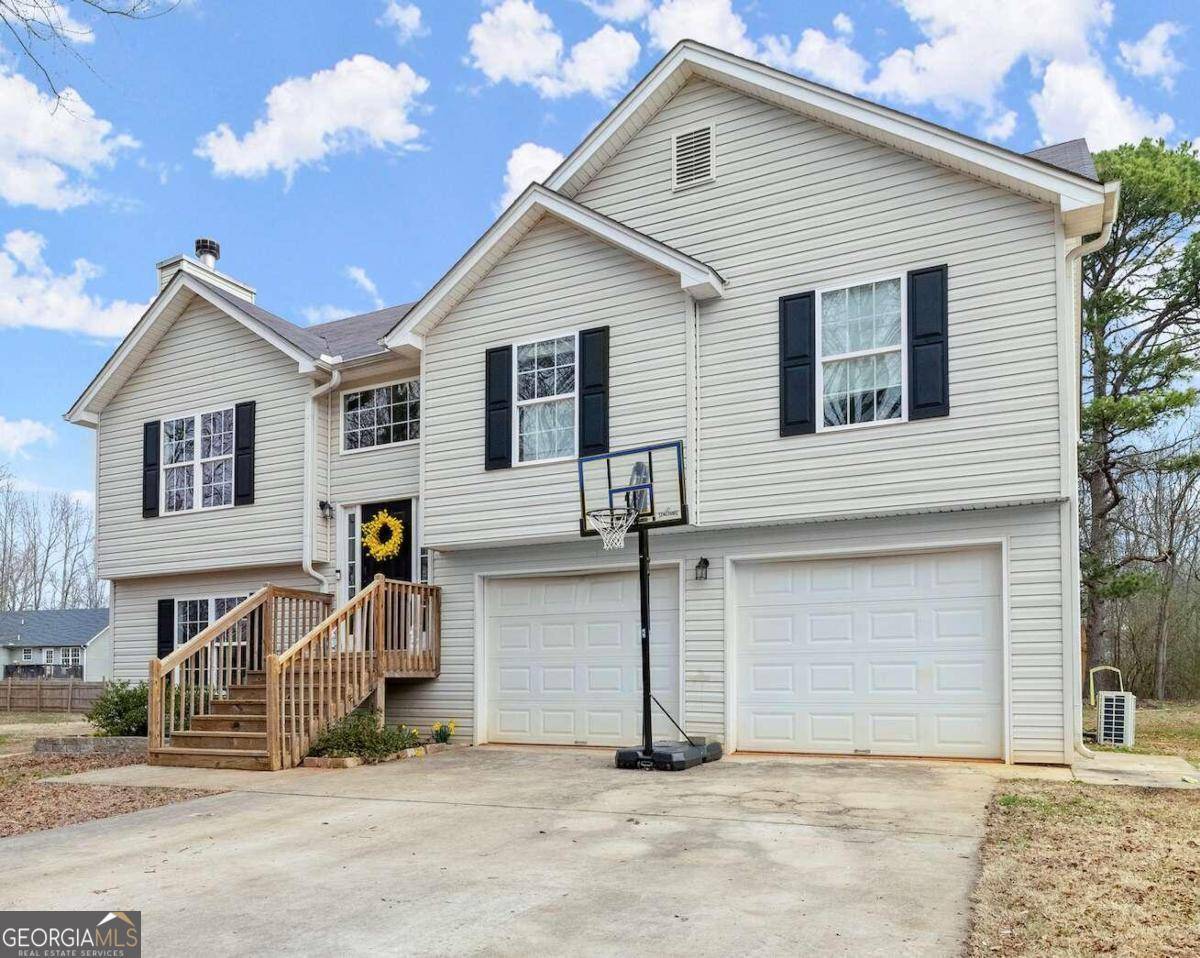 3283 Bluffton DR, Gainesville, GA 30507