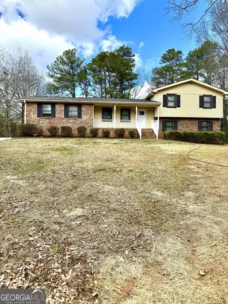 110 Carriage, Stockbridge, GA 30281