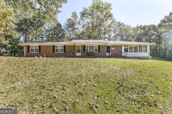 323 Dunbar, Warner Robins, GA 31093