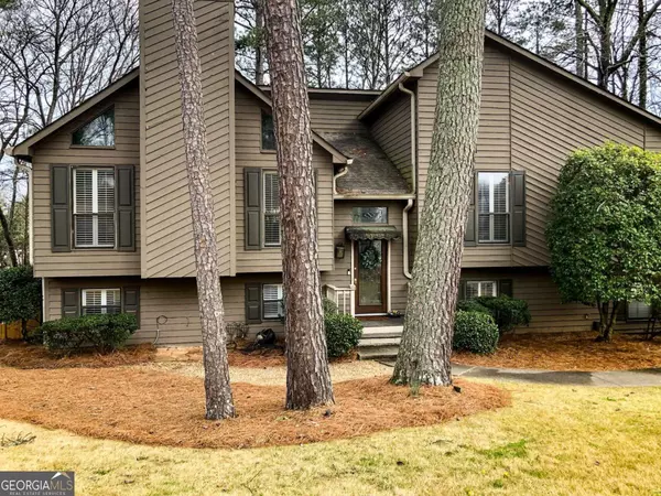 555 Woodline, Roswell, GA 30076